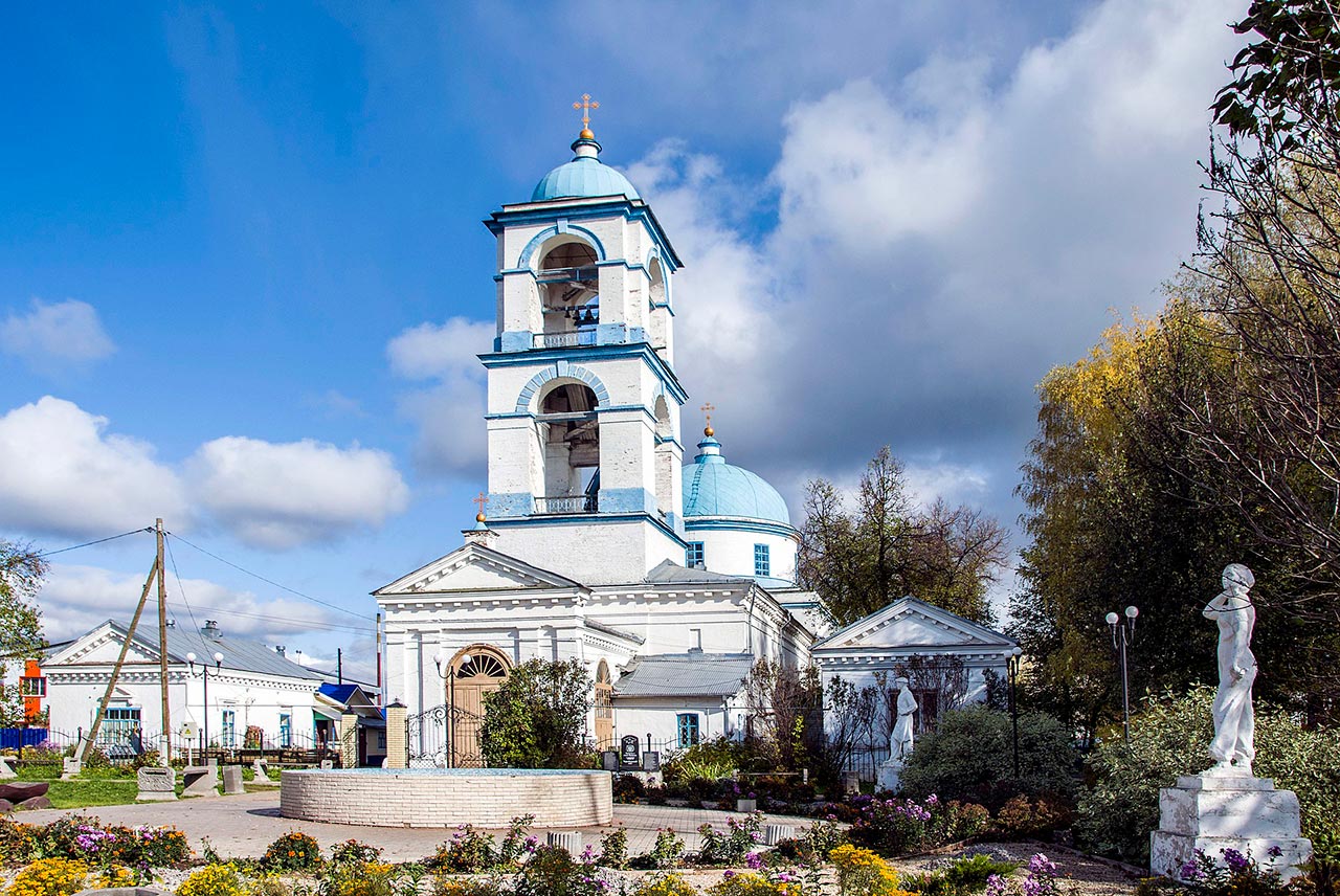 Соборный храм Успения Пресвятой Богородицы, г. Нолинск | Уржумская епархия  | Русская Православная Церковь (Московский патриархат)